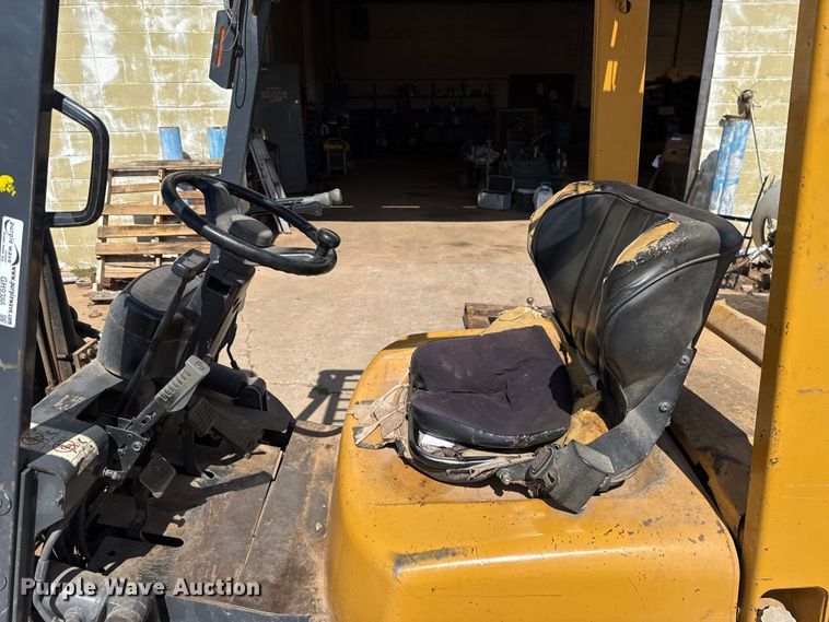 image for item GH9386 TCM FG30N5T forklift