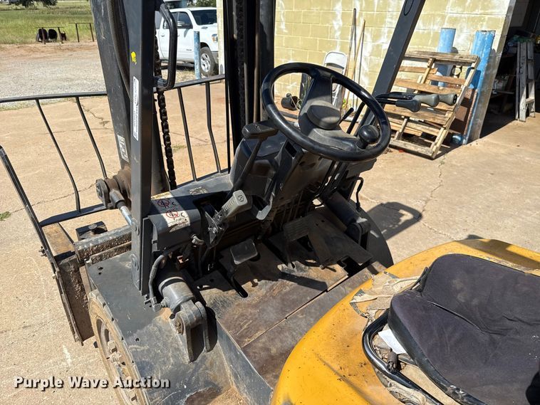 image for item GH9386 TCM FG30N5T forklift