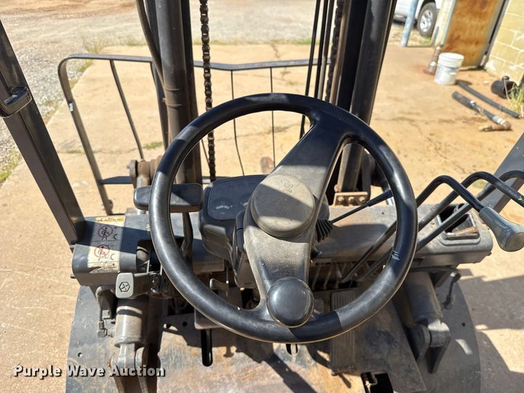 image for item GH9386 TCM FG30N5T forklift