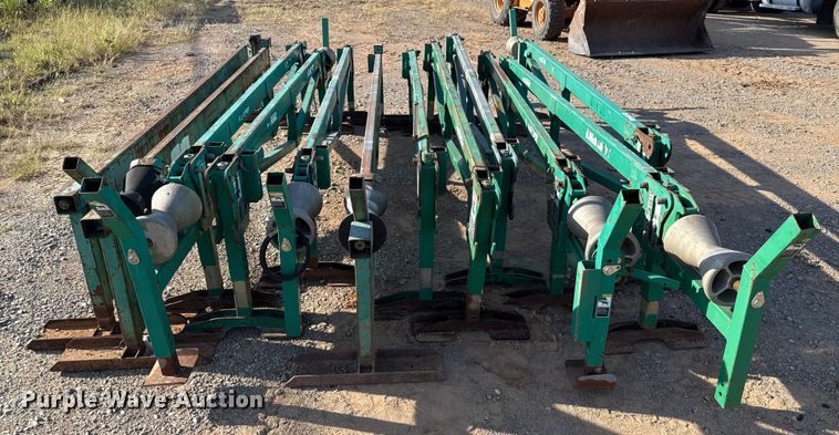 image for item GH9390 McElroy PolyHorse pipe-handling system