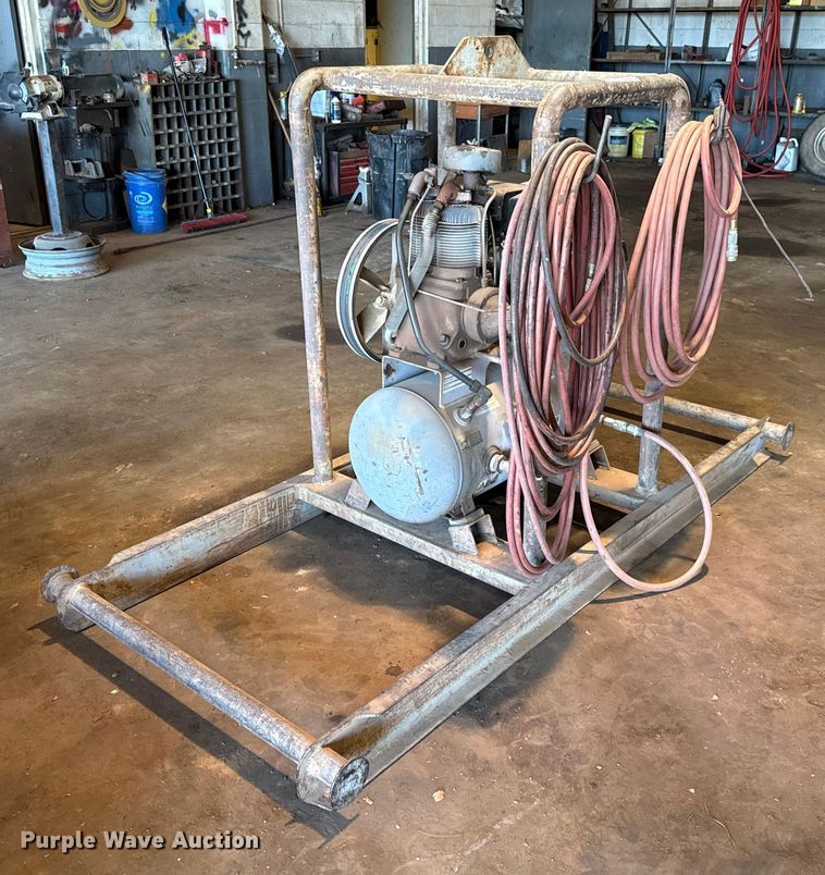 image for item GH9392 Gardner Denver Caersa R Series air compressor