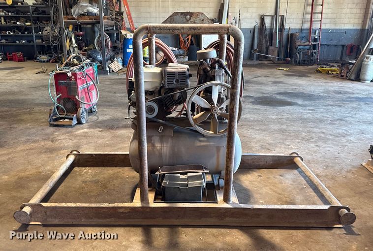 image for item GH9392 Gardner Denver Caersa R Series air compressor