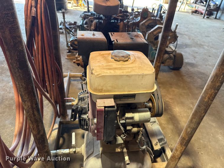 image for item GH9392 Gardner Denver Caersa R Series air compressor