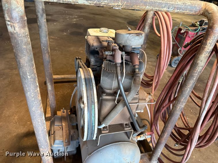 image for item GH9392 Gardner Denver Caersa R Series air compressor