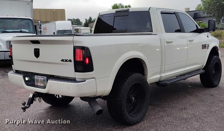image for item IP9662 2018 RAM 2500 Laramie Crew Cab pickup truck