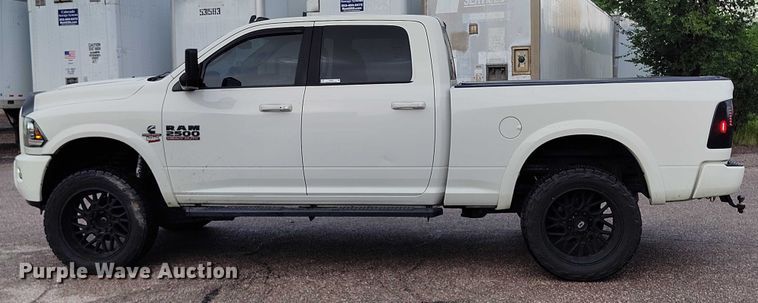 image for item IP9662 2018 RAM 2500 Laramie Crew Cab pickup truck