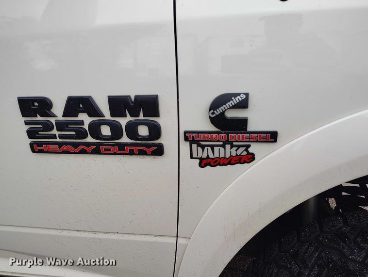 image for item IP9662 2018 RAM 2500 Laramie Crew Cab pickup truck