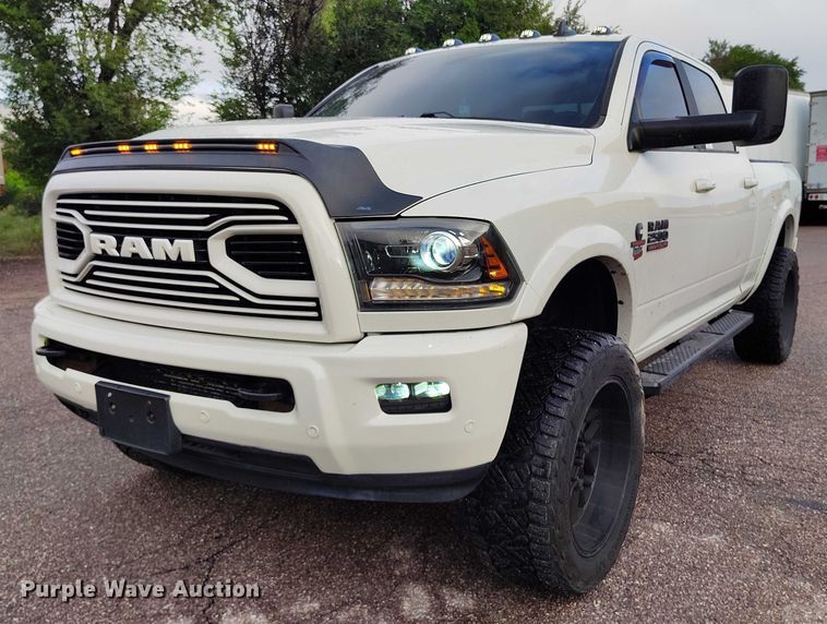 image for item IP9662 2018 RAM 2500 Laramie Crew Cab pickup truck