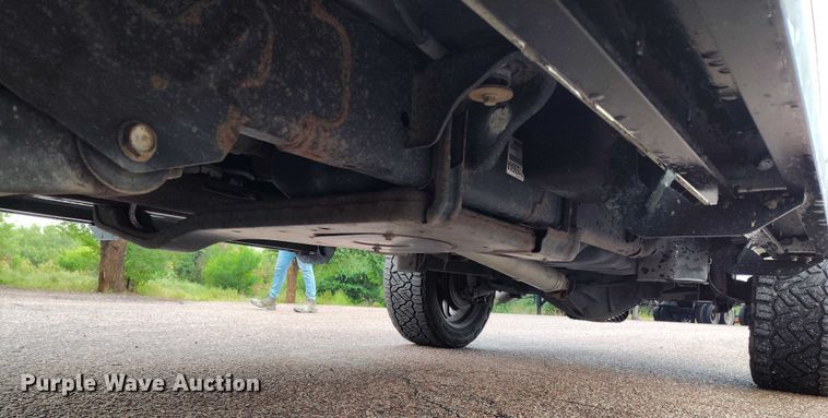 image for item IP9662 2018 RAM 2500 Laramie Crew Cab pickup truck