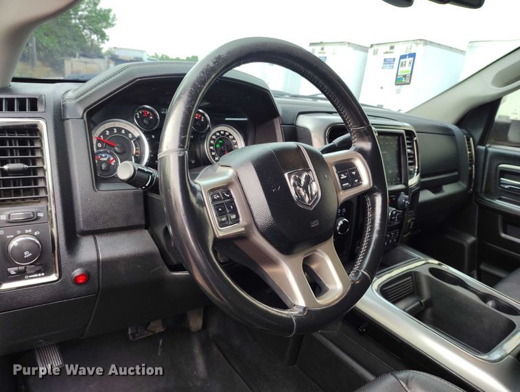 image for item IP9662 2018 RAM 2500 Laramie Crew Cab pickup truck