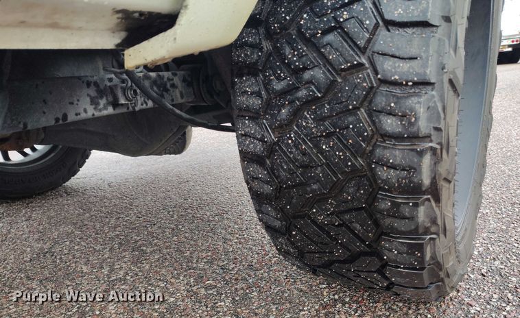 image for item IP9662 2018 RAM 2500 Laramie Crew Cab pickup truck