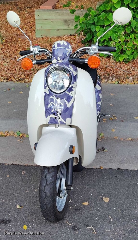 image for item IP9708 2007 Honda Metropolitan scooter