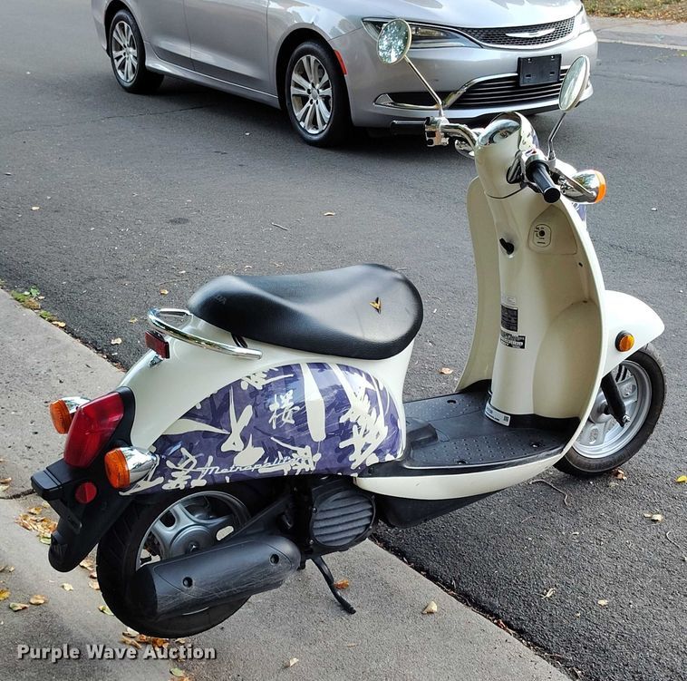 image for item IP9708 2007 Honda Metropolitan scooter