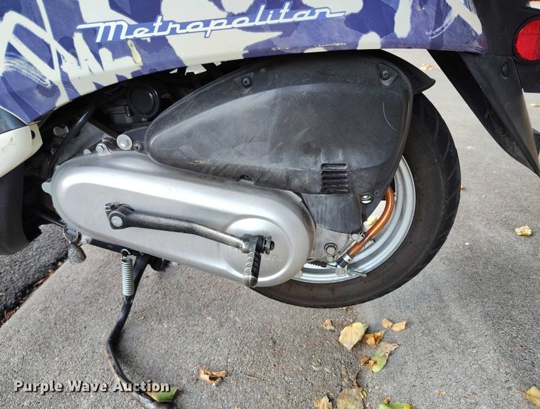 image for item IP9708 2007 Honda Metropolitan scooter
