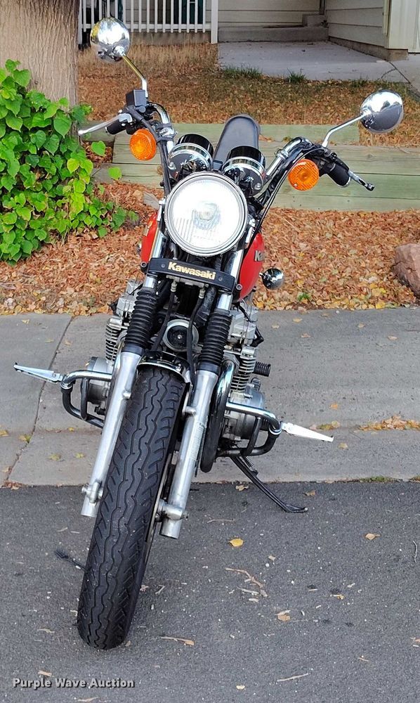 image for item IP9709 1983 Kawasaki Spectre 750 motorcycle