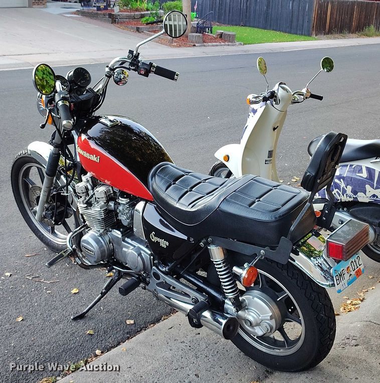 image for item IP9709 1983 Kawasaki Spectre 750 motorcycle