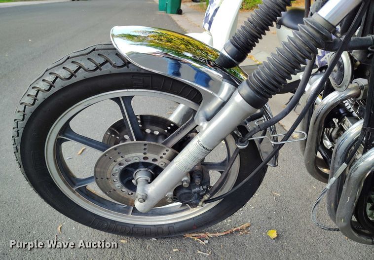 image for item IP9709 1983 Kawasaki Spectre 750 motorcycle