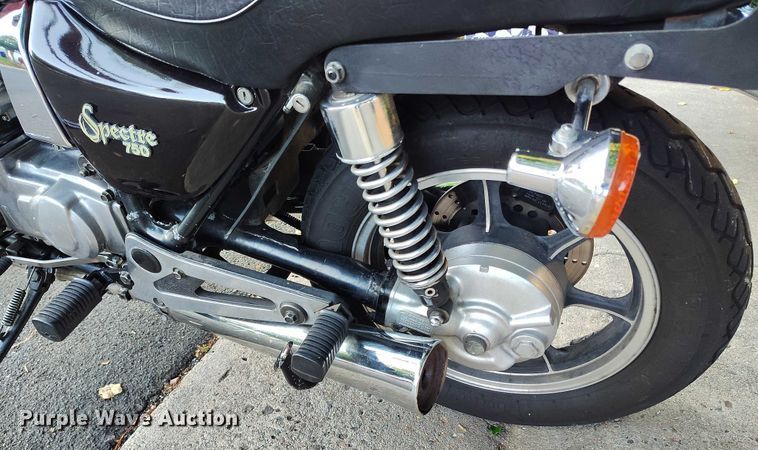 image for item IP9709 1983 Kawasaki Spectre 750 motorcycle