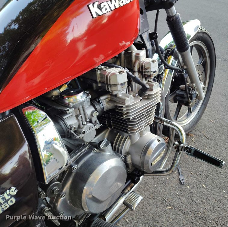 image for item IP9709 1983 Kawasaki Spectre 750 motorcycle