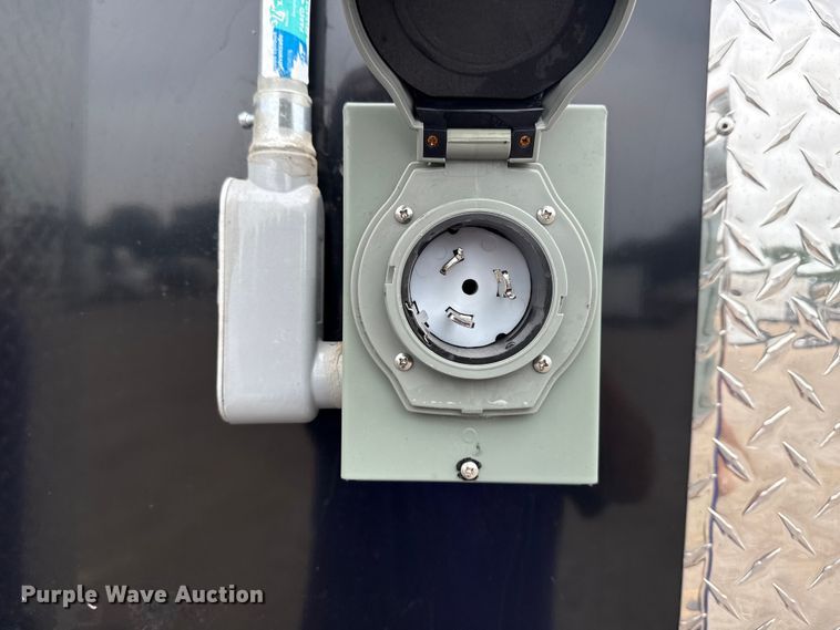 image for item NU9615 2025 Timens food trailer