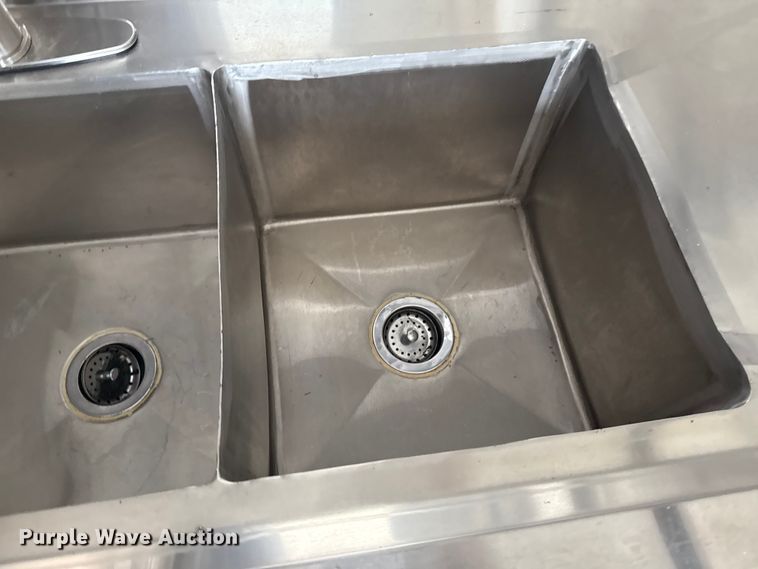 image for item NU9615 2025 Timens food trailer