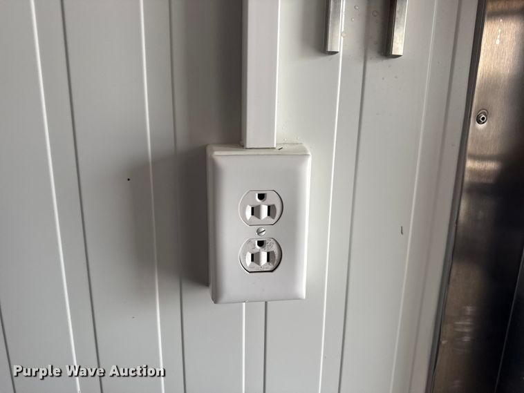 image for item NU9615 2025 Timens food trailer