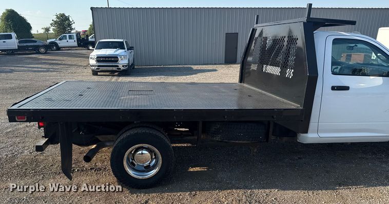 image for item NU9618 2012 Dodge Ram 3500 flatbed pickup truck