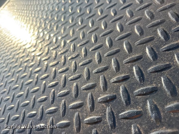 image for item NU9618 2012 Dodge Ram 3500 flatbed pickup truck