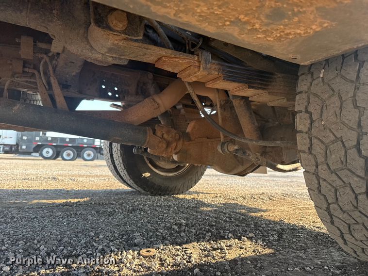 image for item NU9618 2012 Dodge Ram 3500 flatbed pickup truck