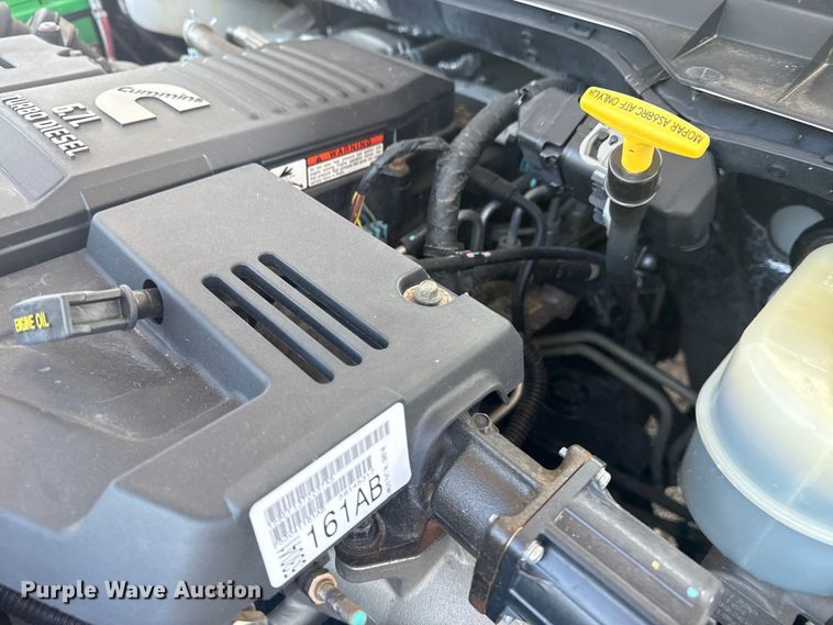 image for item NU9618 2012 Dodge Ram 3500 flatbed pickup truck