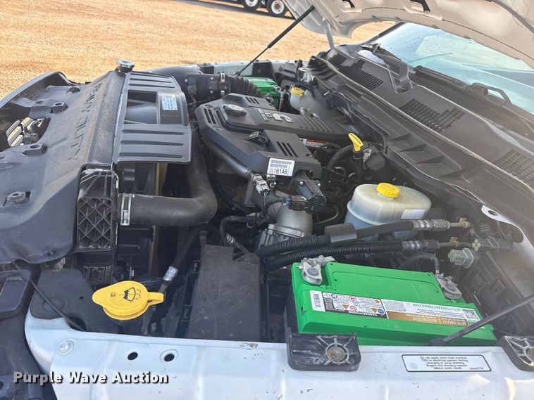 image for item NU9618 2012 Dodge Ram 3500 flatbed pickup truck