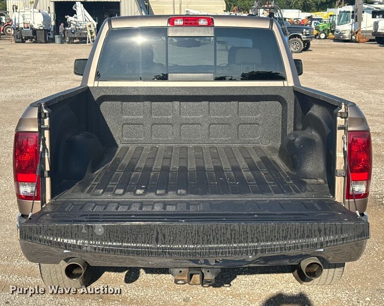 image for item NU9620 2010 Dodge Ram 1500 Quad Cab pickup truck