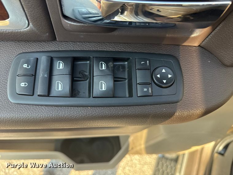 image for item NU9620 2010 Dodge Ram 1500 Quad Cab pickup truck