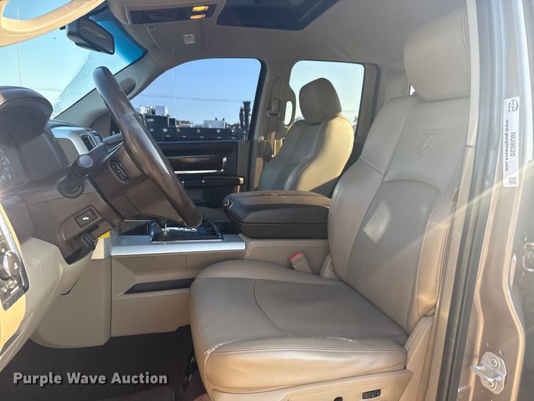 image for item NU9620 2010 Dodge Ram 1500 Quad Cab pickup truck