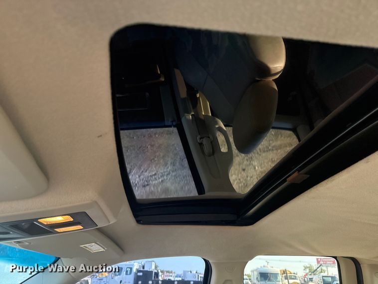 image for item NU9620 2010 Dodge Ram 1500 Quad Cab pickup truck