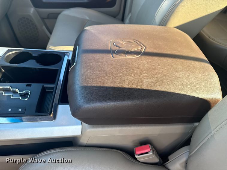 image for item NU9620 2010 Dodge Ram 1500 Quad Cab pickup truck