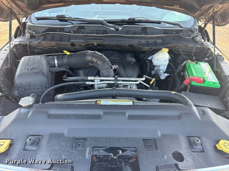 image for item NU9620 2010 Dodge Ram 1500 Quad Cab pickup truck