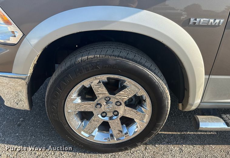 image for item NU9620 2010 Dodge Ram 1500 Quad Cab pickup truck