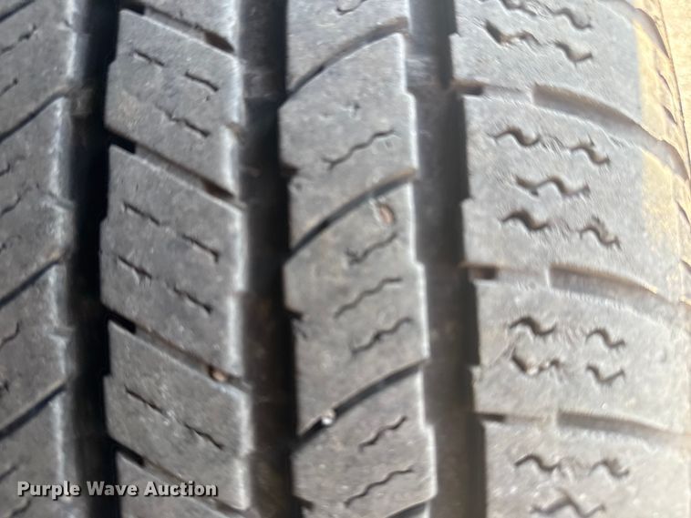 image for item NU9620 2010 Dodge Ram 1500 Quad Cab pickup truck