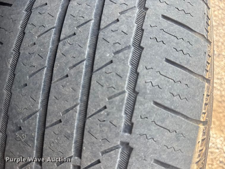 image for item NU9620 2010 Dodge Ram 1500 Quad Cab pickup truck