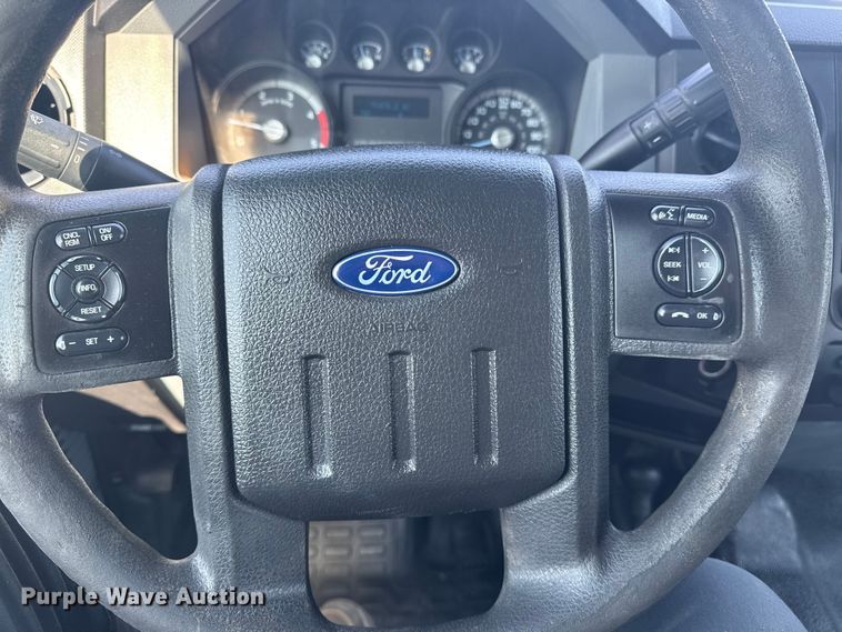 image for item NU9623 2015 Ford F550 Super Duty Crew Cab flatbed truck