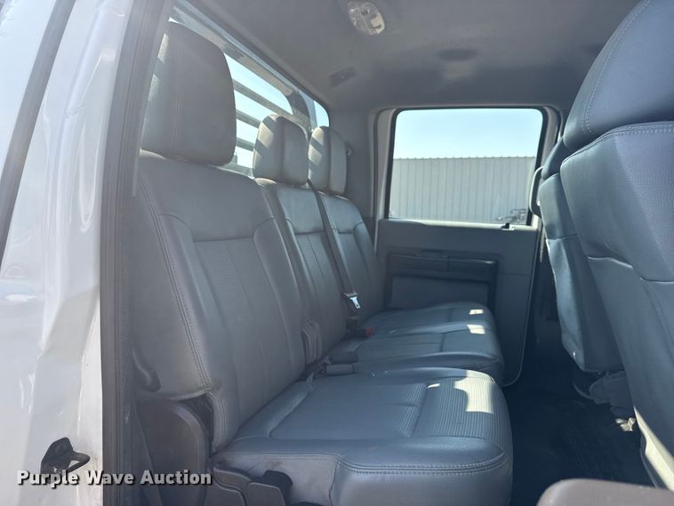 image for item NU9623 2015 Ford F550 Super Duty Crew Cab flatbed truck