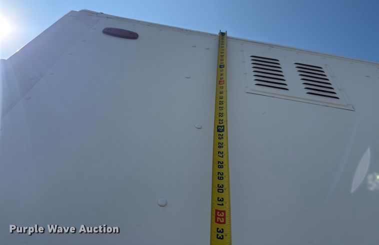 image for item NU9628 2012 Freightliner MT55 delivery truck