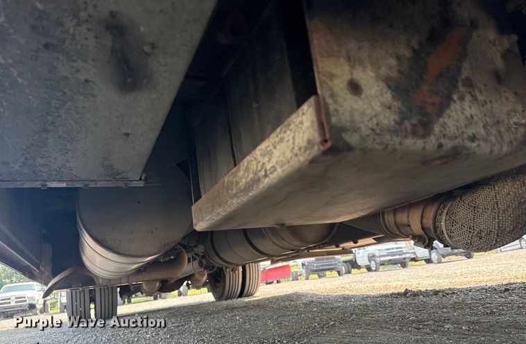 image for item NU9628 2012 Freightliner MT55 delivery truck