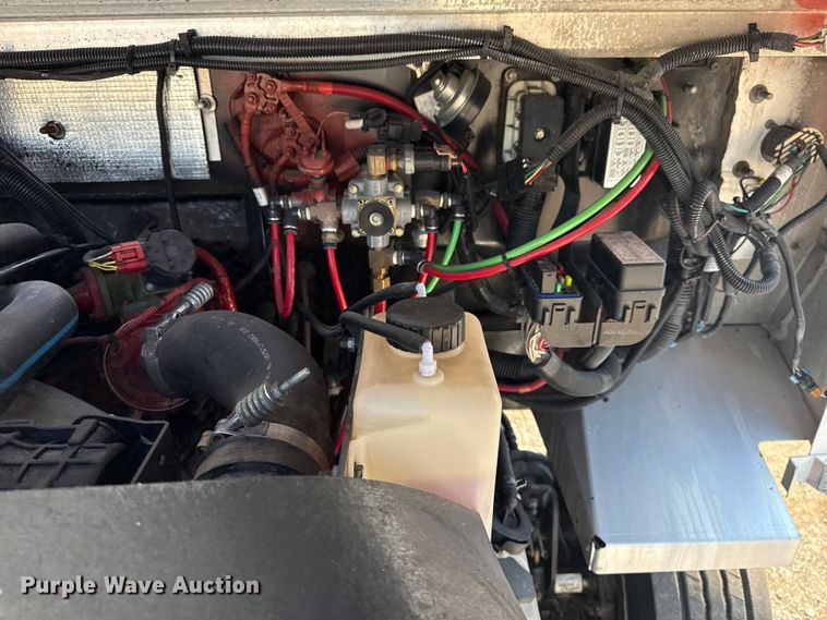 image for item NU9628 2012 Freightliner MT55 delivery truck