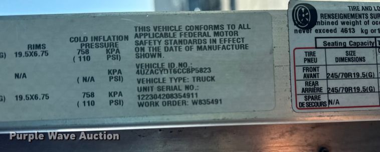 image for item NU9628 2012 Freightliner MT55 delivery truck