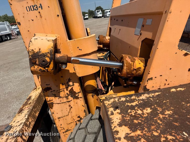 image for item NU9630 1984 Toyota 3FD80 forklift