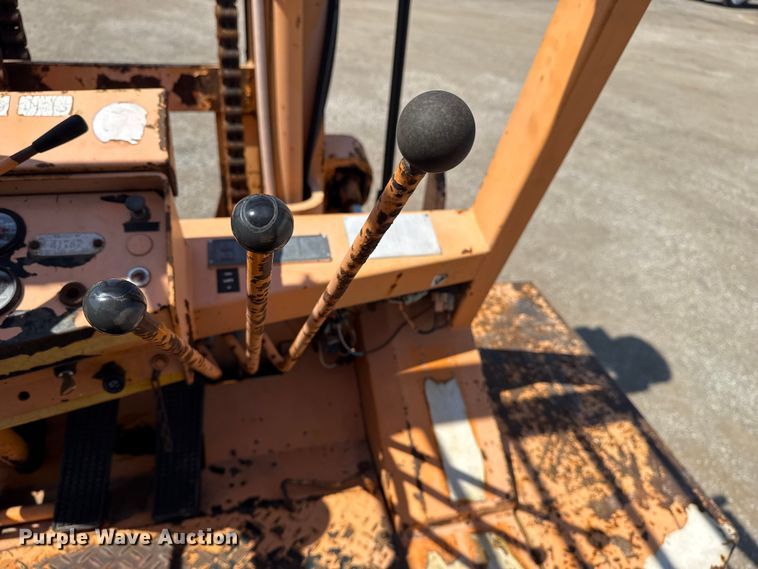 image for item NU9630 1984 Toyota 3FD80 forklift