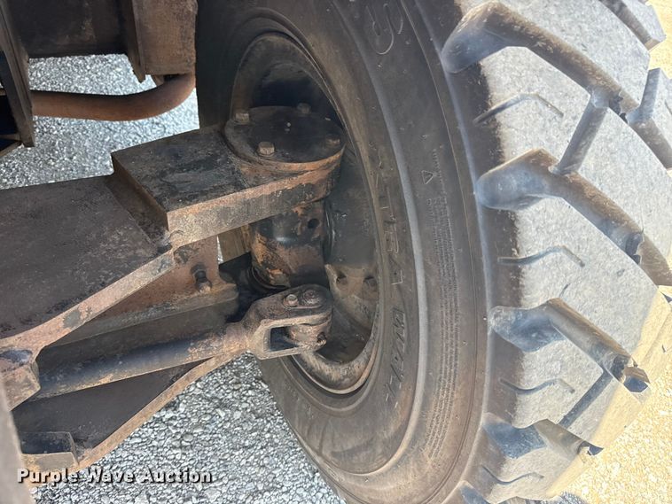 image for item NU9630 1984 Toyota 3FD80 forklift