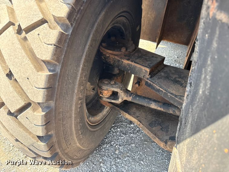 image for item NU9630 1984 Toyota 3FD80 forklift